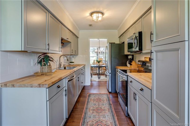 Property image 4 at 10944 Winterbourne Court, Charlotte, NC 28277