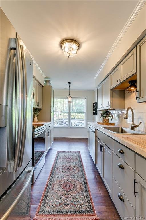 Property image 5 at 10944 Winterbourne Court, Charlotte, NC 28277