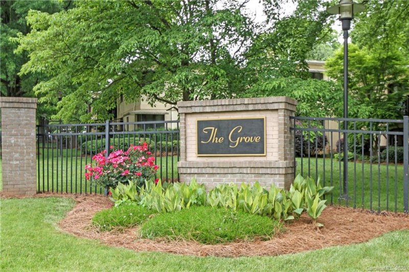 Property image 2 at 2429 Vail Avenue, Charlotte, NC 28207