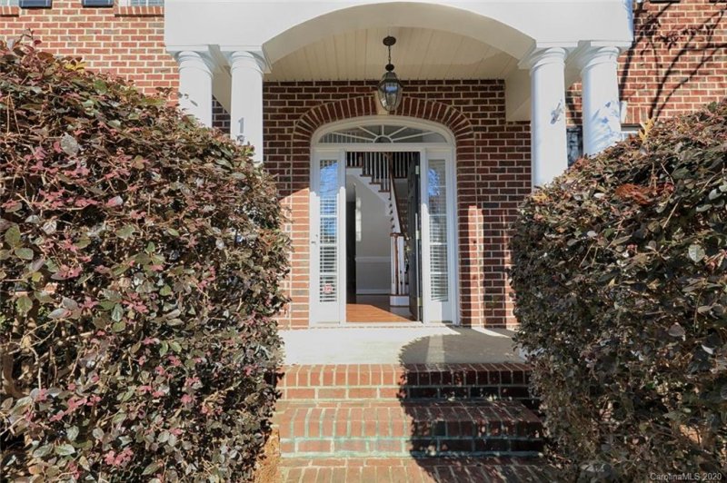 Property image 2 at 123 Harrison Point Court, Mooresville, NC 28117