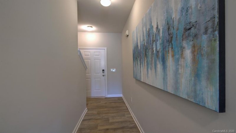 Property image 3 at 6049 Guildford Hill Lane, Charlotte, NC 28215