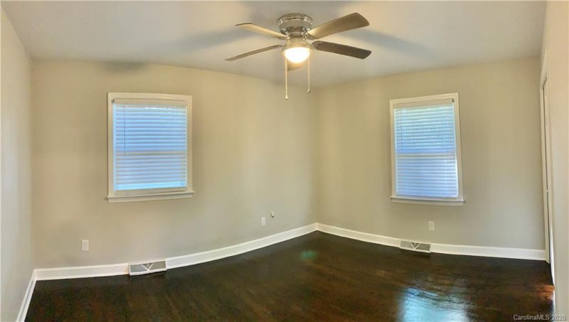 Property image 5 at 1623 Oline Place, Charlotte, NC 28212