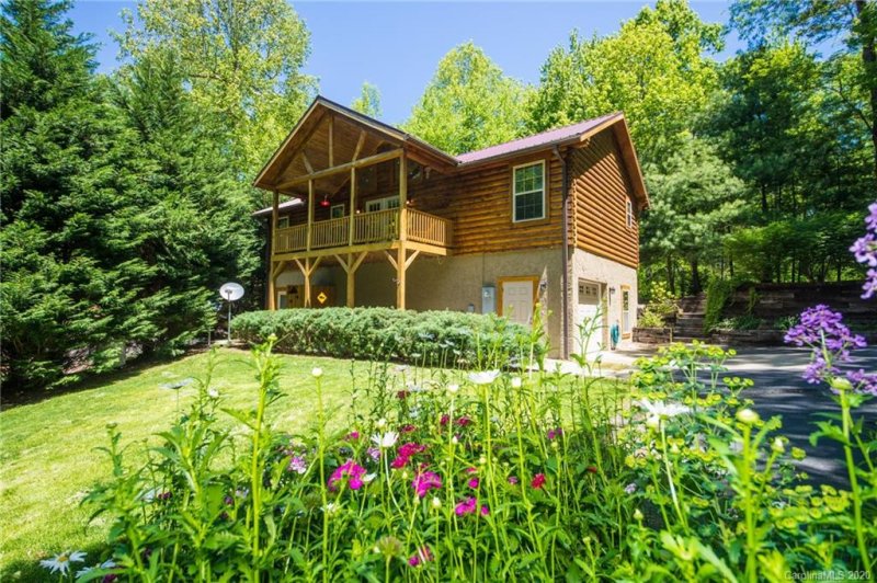 Property image 5 at 14 Tanglewood Lane, Saluda, NC 28773