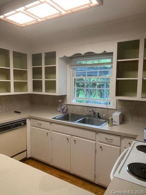 Property image 4 at 10503 Knox Avenue, Matthews, NC 28105