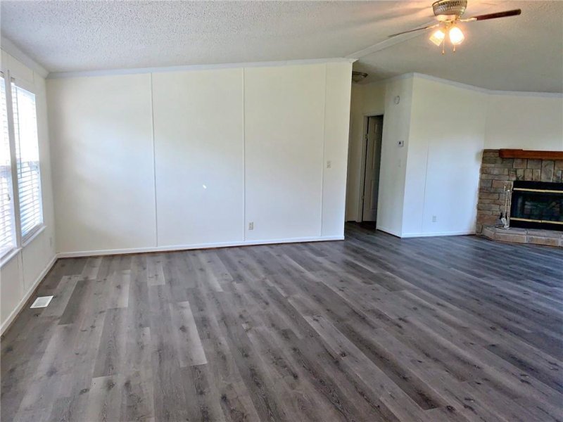 Property image 3 at 1105 Smyre Farm Road, Newton, NC 28658