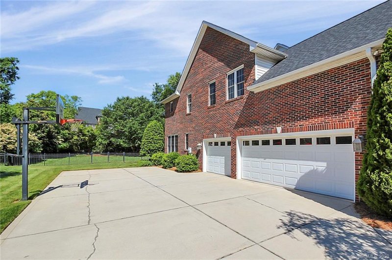 Property image 4 at 5404 Stoney Ridge Court, Belmont, NC 28012