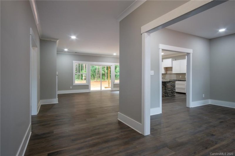 Property image 4 at 5012 Stockbridge Drive, Mount Holly, NC 28120