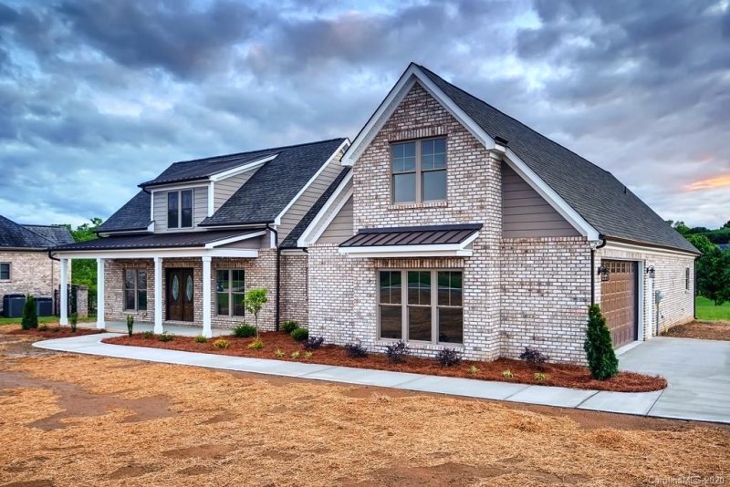 Property image 5 at 8000 Dell Drive, Harrisburg, NC 28075