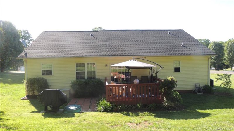 Property image 4 at 2071 Redberry Lane, Conover, NC 28613