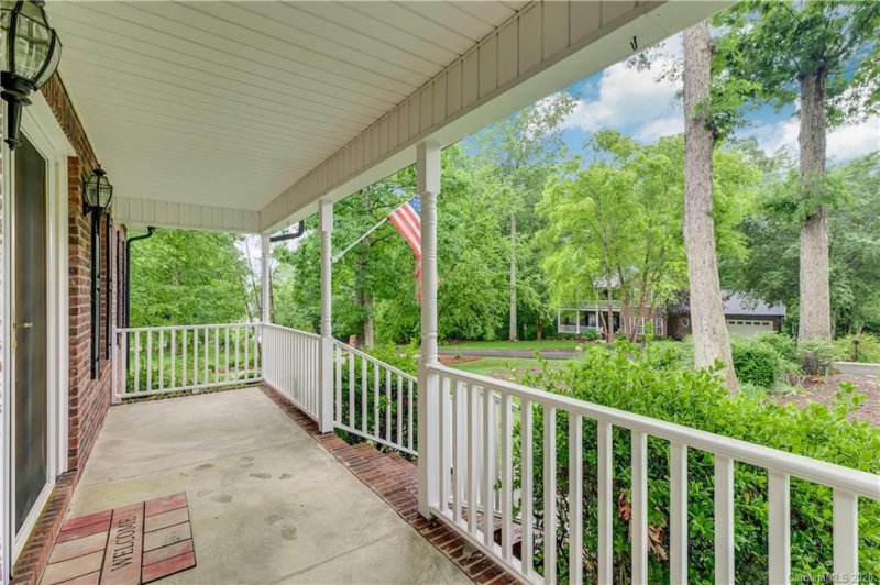 Property image 3 at 1544 Weatherwood Drive, Lincolnton, NC 28092