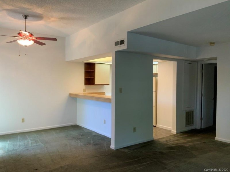 Property image 3 at 1832 J Julian Lane, Charlotte, NC 28208