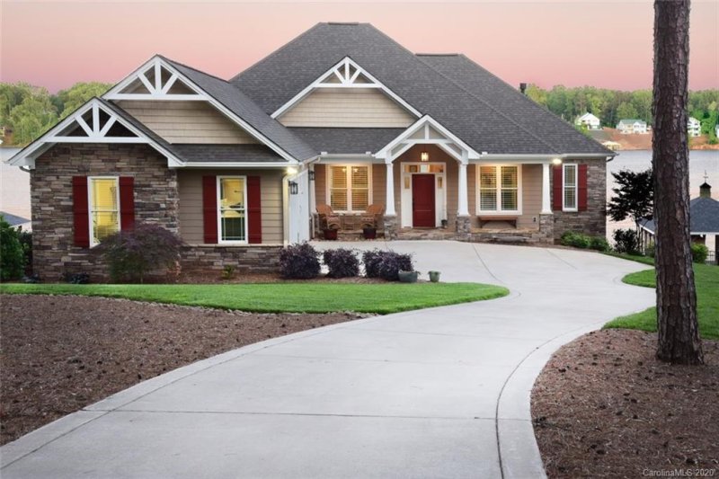 Property image 2 at 246 Eagle Pointe Drive, Norwood, NC 28128