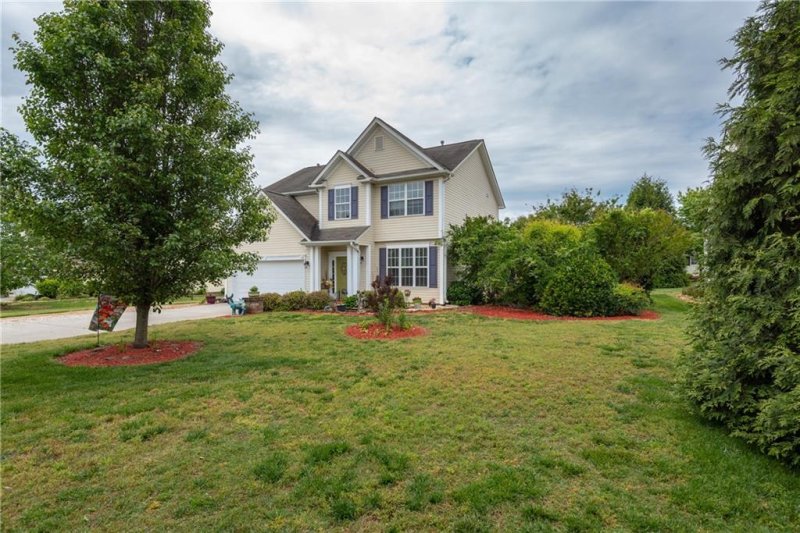 Property image 3 at 5063 Bethel Church Road, Hickory, NC 28602