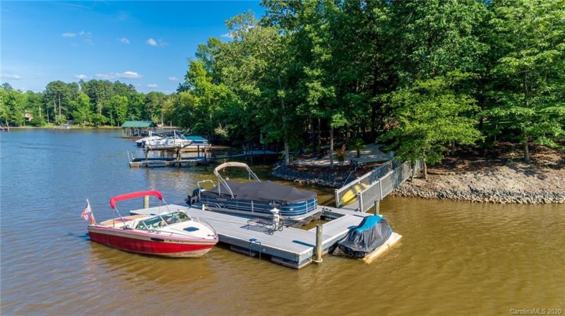 Property image 5 at 940 Thorn Ridge Lane, Clover, SC 29710