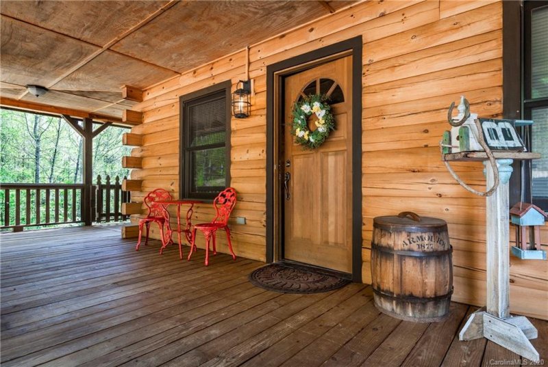 Property image 2 at 264 Moonbeam Lane, Clyde, NC 28721