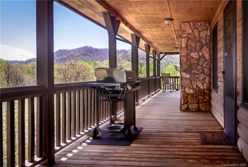 Property image 4 at 264 Moonbeam Lane, Clyde, NC 28721