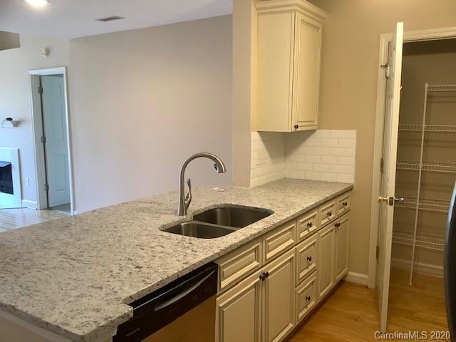 Property image 4 at 108 Pier 33 Drive, Mooresville, NC 28117