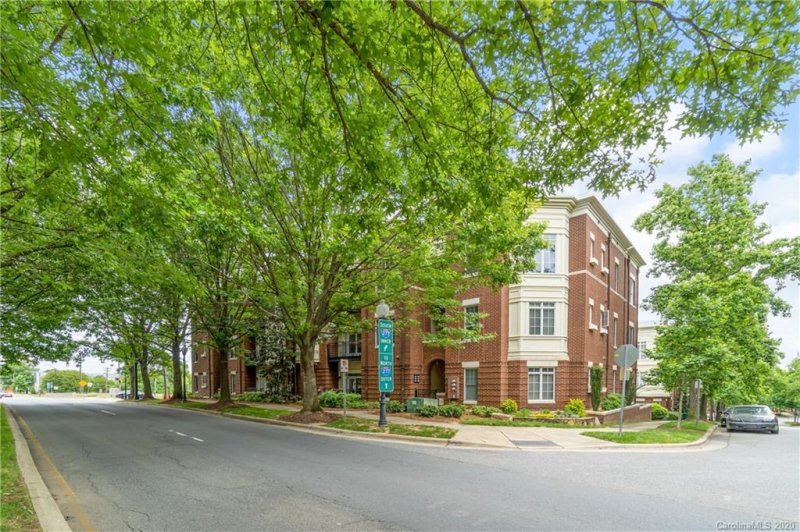 Property image 2 at 784 Davidson Street, Charlotte, NC 28202