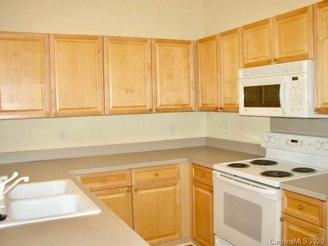 Property image 5 at 921 Northeast Drive, Davidson, NC 28036