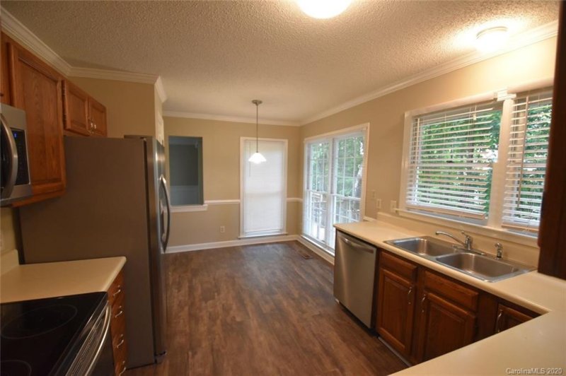 Property image 4 at 3830 Brownes Ferry Road, Charlotte, NC 28269