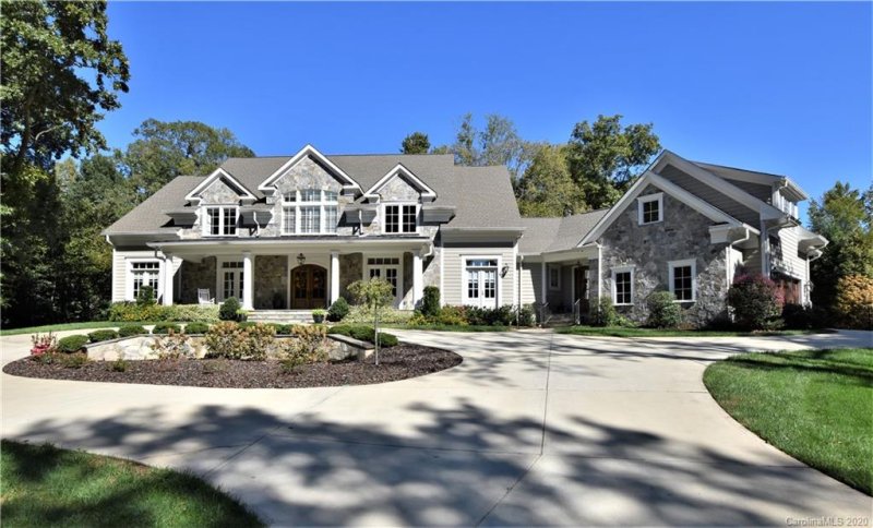 Property image 3 at 4801 Carmel Park Drive, Charlotte, NC 28226