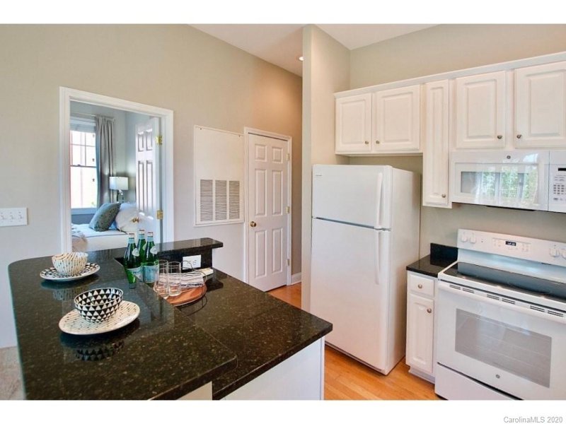 Property image 4 at 771 N Alexander Street, Charlotte, NC 28202