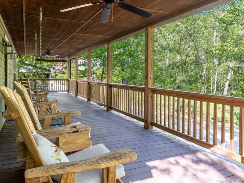 Property image 3 at 2 Coneflower Court, Black Mountain, NC 28711