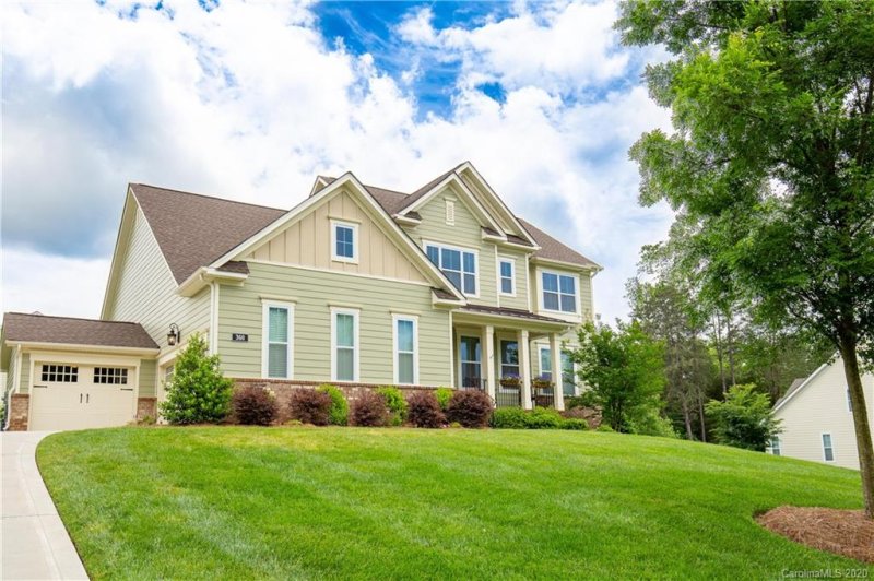 Property image 3 at 360 Monteray Oaks Circle, Fort Mill, SC 29715
