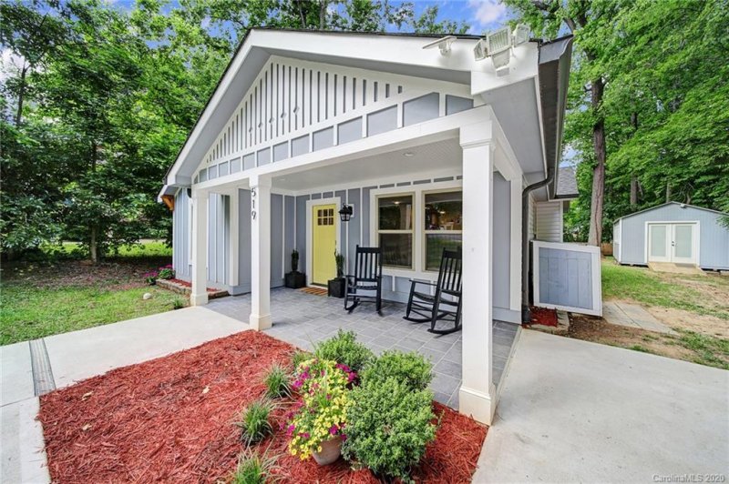 Property image 3 at 519 Fallingswood Court, Charlotte, NC 28217