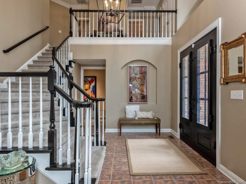 Property image 3 at 525 Streamside Lane, Marvin, NC 28173