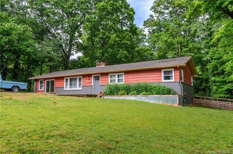 Property image 2 at 3 Mount Royal Drive, Arden, NC 28704