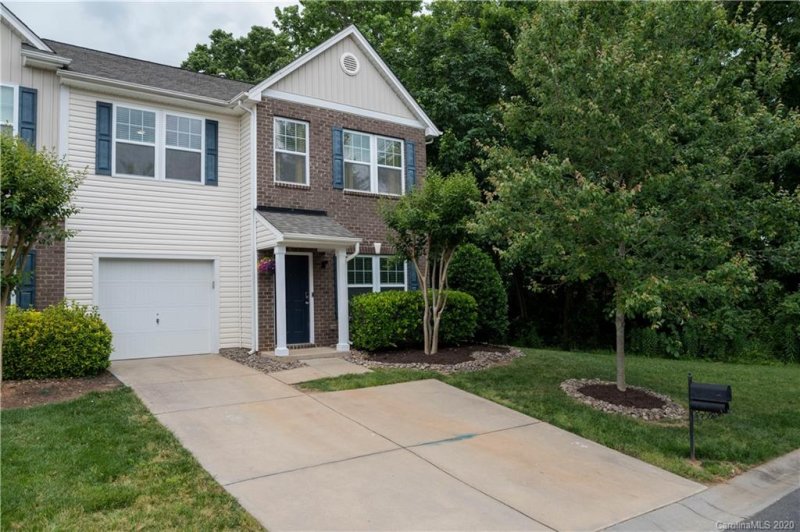 2006 Oxford Heights Road