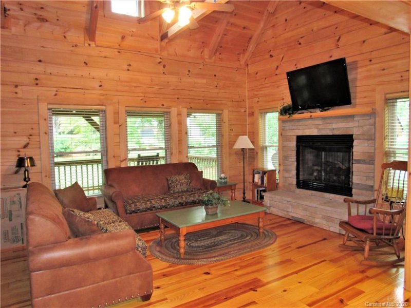 Property image 5 at 92 Bonclarken Lane, Flat Rock, NC 28731