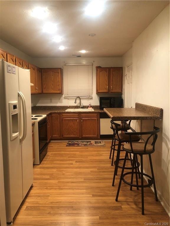 Property image 3 at 7333 Rosehall Drive, Charlotte, NC 28227