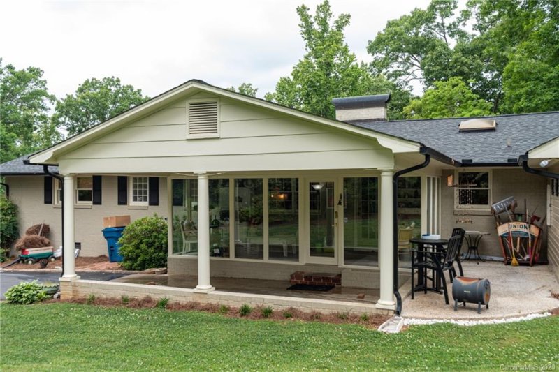 Property image 5 at 1039 6th Avenue, Hickory, NC 28601