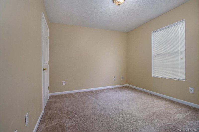 Property image 4 at 2037 Pin Oak Place, Cramerton, NC 28032