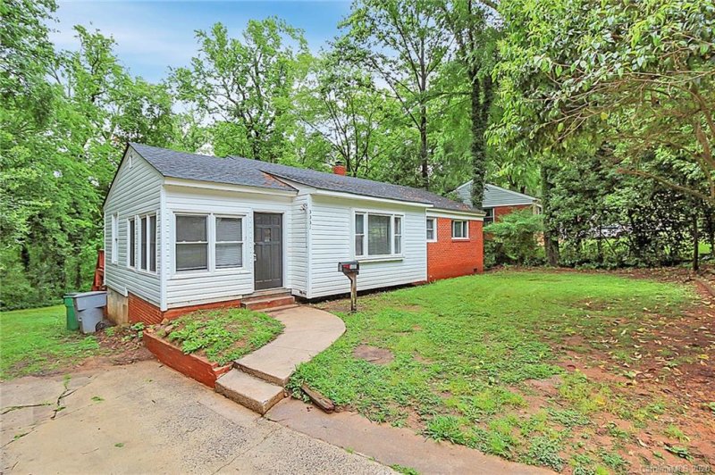 Property image 2 at 3331 Eastwood Drive, Charlotte, NC 28205
