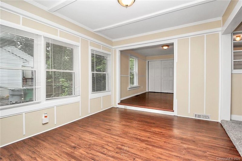 Property image 4 at 3331 Eastwood Drive, Charlotte, NC 28205