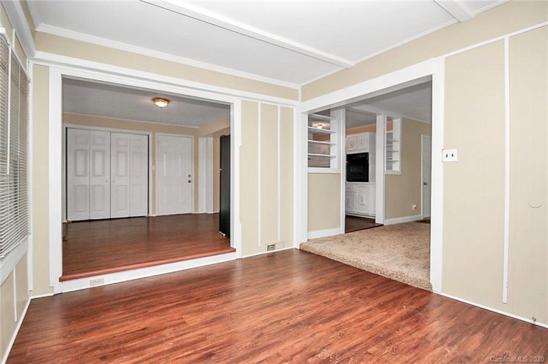 Property image 5 at 3331 Eastwood Drive, Charlotte, NC 28205