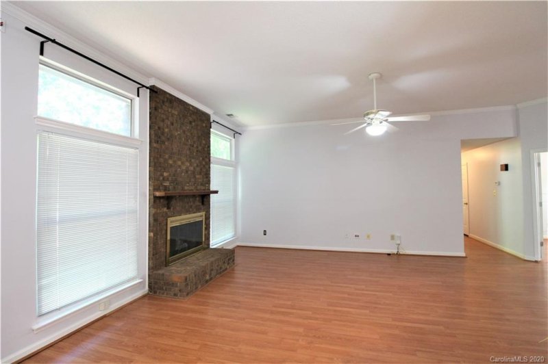 Property image 4 at 9706 Marshbrooke Road, Matthews, NC 28105