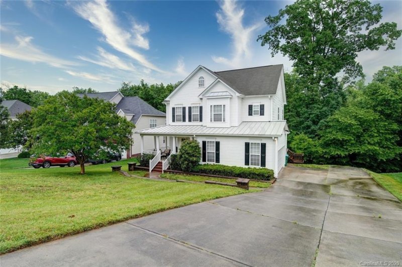 Property image 2 at 7708 Windsor Forest Place, Harrisburg, NC 28075