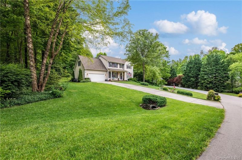 Property image 5 at 803 Cliff Rose Court, Fletcher, NC 28732