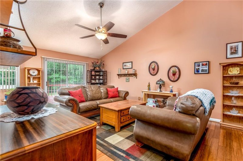 Property image 3 at 5196 Olde School Drive, Hickory, NC 28602