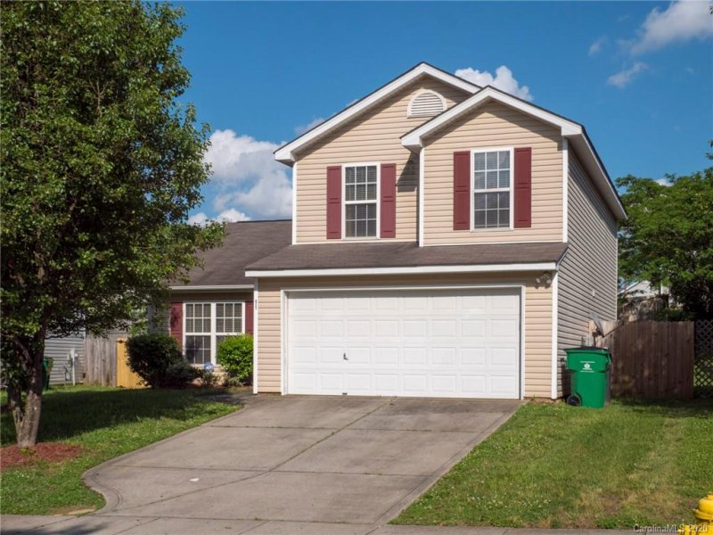 Property image 3 at 1036 Jordans Pond Lane, Charlotte, NC 28214