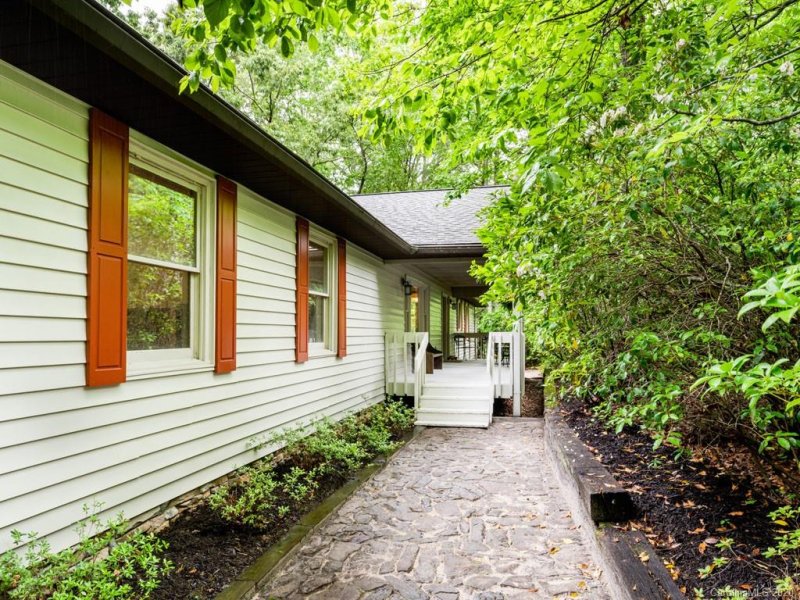 Property image 4 at 61 Timberlane Drive, Pisgah Forest, NC 28768