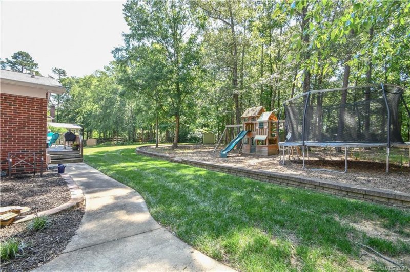 Property image 4 at 1004 Woodhurst Drive, Monroe, NC 28110