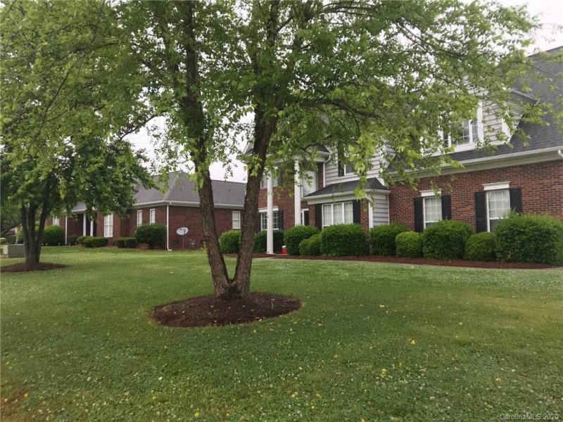 Property image 2 at 3733 Bentley Place, Concord, NC 28027