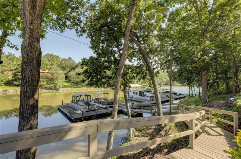 Property image 3 at 4130 Charlotte Highway, Lake Wylie, SC 29710
