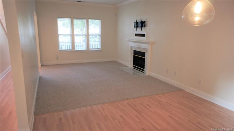 Property image 3 at 606 Jordans Pond Lane, Charlotte, NC 28214