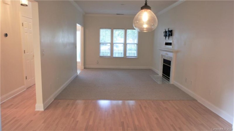 Property image 4 at 606 Jordans Pond Lane, Charlotte, NC 28214